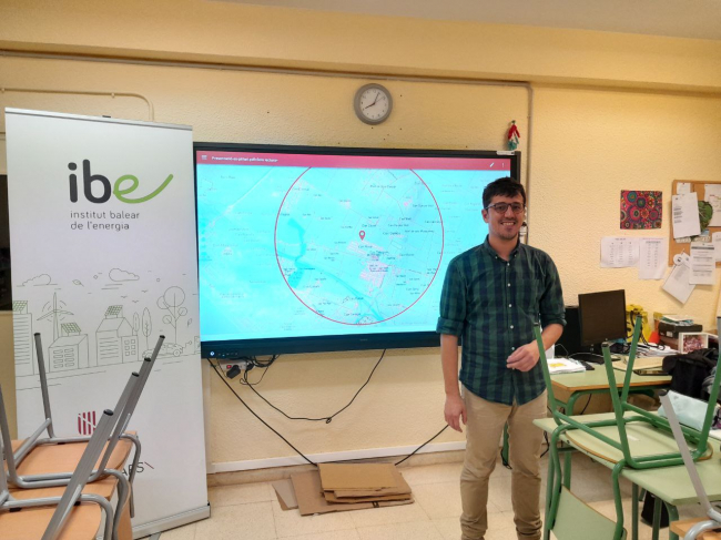 Un total de 40 hogares y 6 empresas de Es Pil·larí podrán abaratar la factura de la luz gracias al autoconsumo compartido del IBE