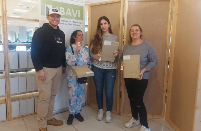 El IBAVI entrega las llaves de una promoción de viviendas en Campos adquiridas por tanteo y retracto