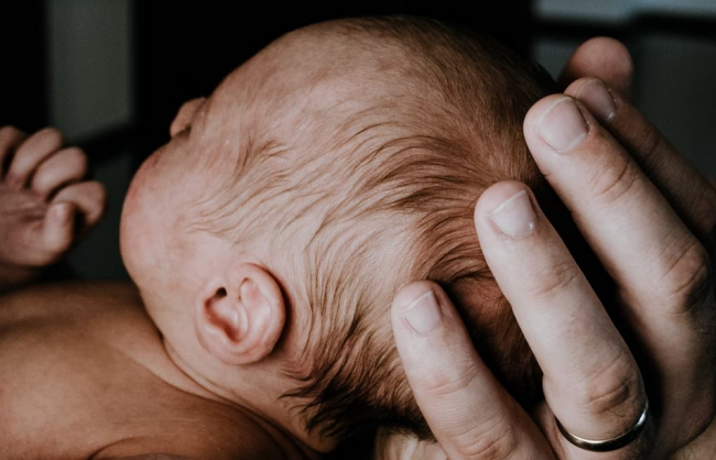 La Seguridad Social ha tramitado 119.575 prestaciones por nacimiento y cuidado de menor en el primer trimestre del año