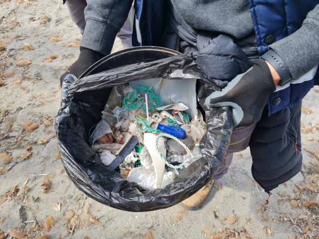 Medio Ambiente retira más de 44 toneladas de residuos en espacios de relevancia ambiental gracias al Impuesto de Turismo Sostenible 