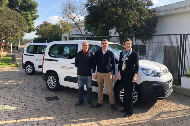 El Patronato Municipal de d'Escoles d'Infants de Palma adquiere dos furgonetas eléctricas