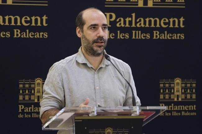 Alejandro López: “Queremos modificar la Ley de Vivienda de Baleares para que se considere gran tenedor quien tenga 5 o más viviendas”