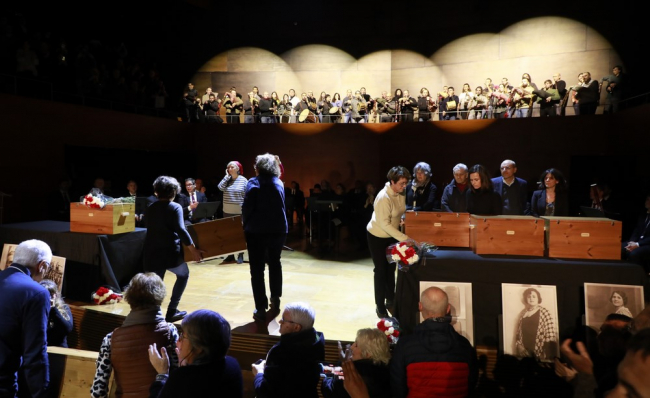 Las familias de Aurora Picornell y las roges del Molinar reciben sus restos ochenta y seis años después de haber sido asesinadas