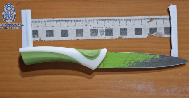 Detenidos cuatro menores por intentar atracar a dos hombres a punta de cuchillo