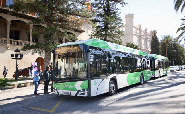 Palma ya tiene los primeros buses de la EMT que se mueven con hidrógeno verde de la planta de Lloseta
