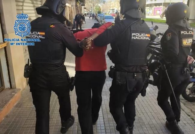 La Policía Nacional de Palma detiene a un fugitivo que estaba siendo buscado por homicidio