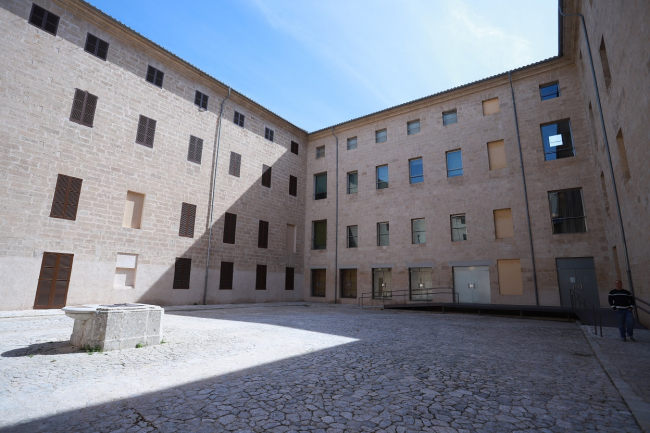 Catalina Cladera anuncia que el edificio de la Misericordia se convertirá en la sede institucional del Consell de Mallorca 