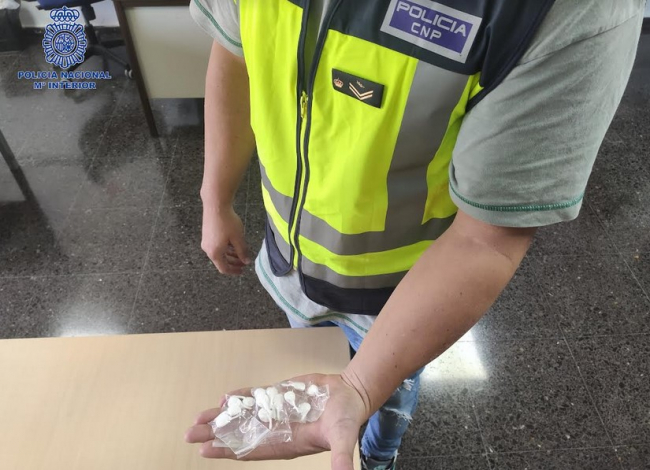 La Policía Nacional de Palma detiene a un hombre por tráfico de drogas