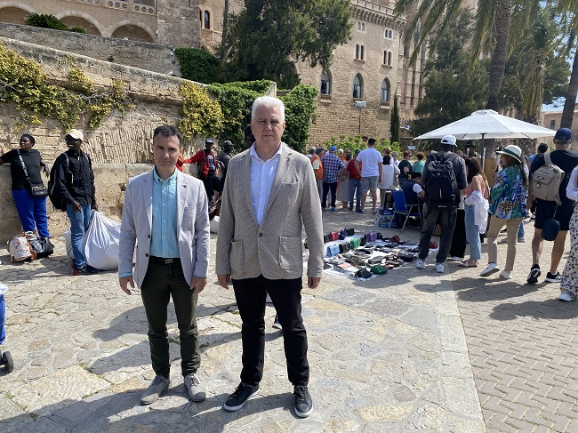 El Pi contra la venta ambulante ilegal