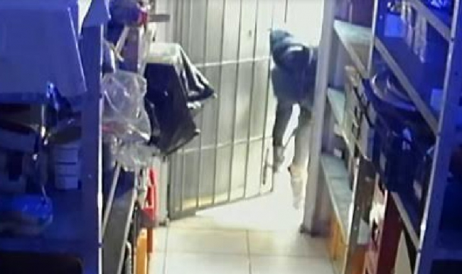 La Policía Nacional detiene a un hombre por diez robos con fuerza en establecimientos