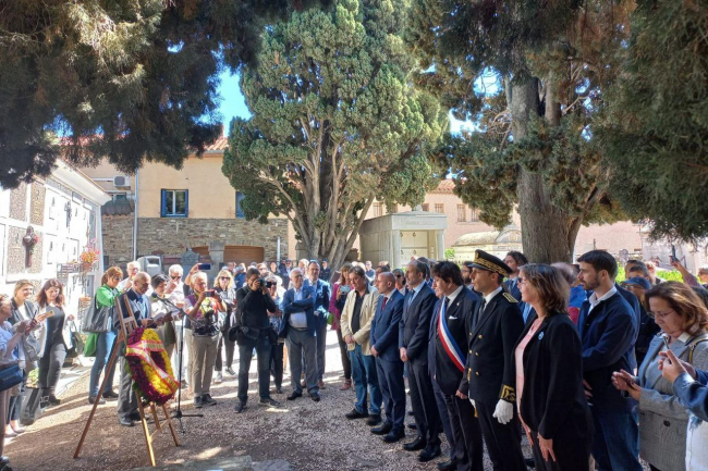 El Govern participa en el primer homenaje institucional del Gobierno del Estado a las víctimas del exilio con motivo del 8 de mayo