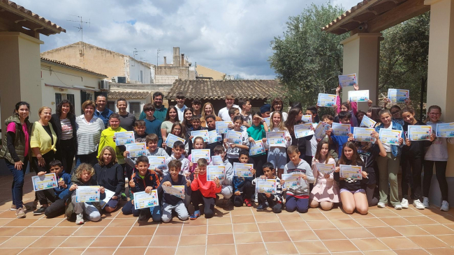 Unos 150 alumnos de Son Servera han participado esta semana de talleres IBSTEAM