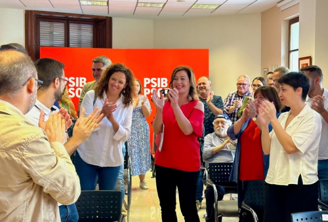 Armengol anuncia su intención de encabezar la candidatura del PSIB-PSOE en el Congreso de los Diputados