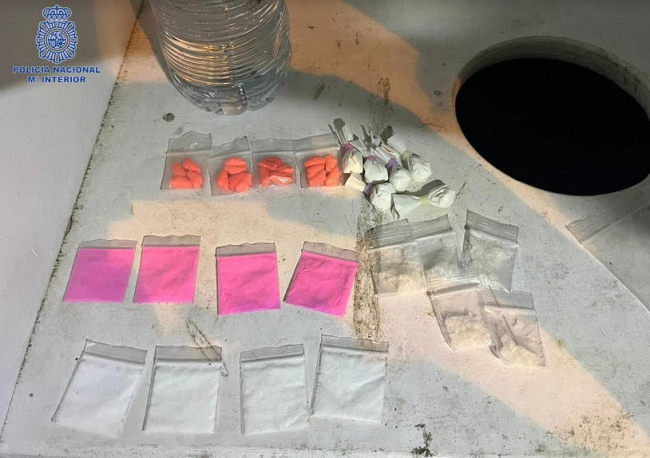 La Policía Nacional ha detenido en menos de media hora a dos personas en un dispositivo en zonas de ocio nocturno