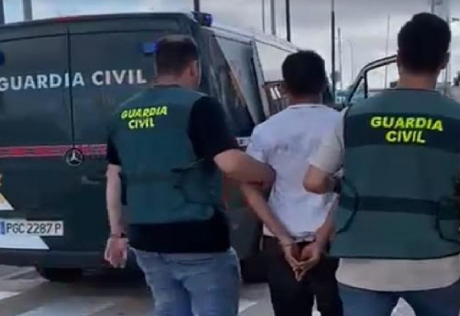La Guardia Civil ha detenido a un varón por robo con violencia en Playa d’en Bossa