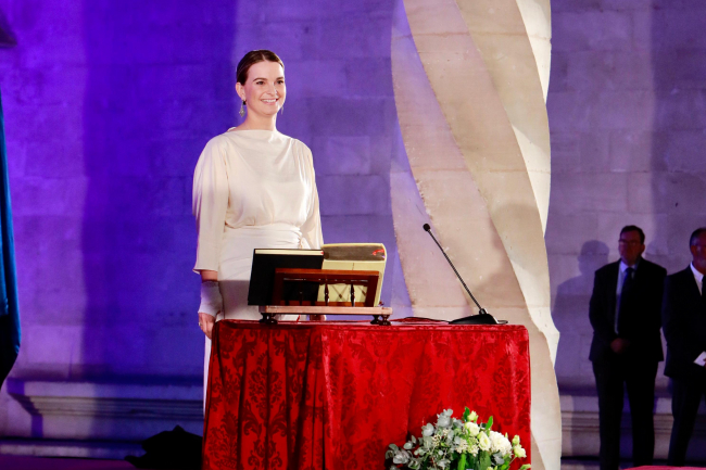 Marga Prohens toma posesión como presidenta del Govern para “hacer realidad el cambio que han pedido los ciudadanos”