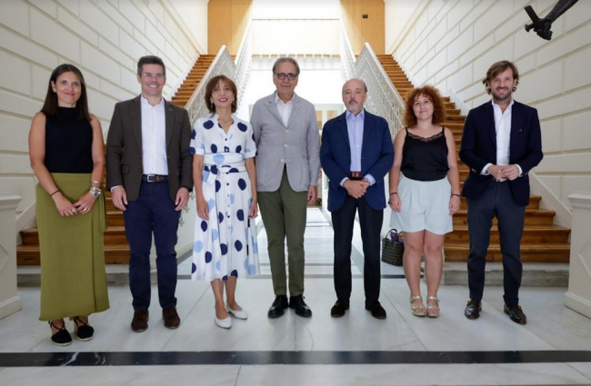 Joan Subirats: “Las universidades han de trabajar con la idea de que la formación no acaba cuando finaliza la carrera”