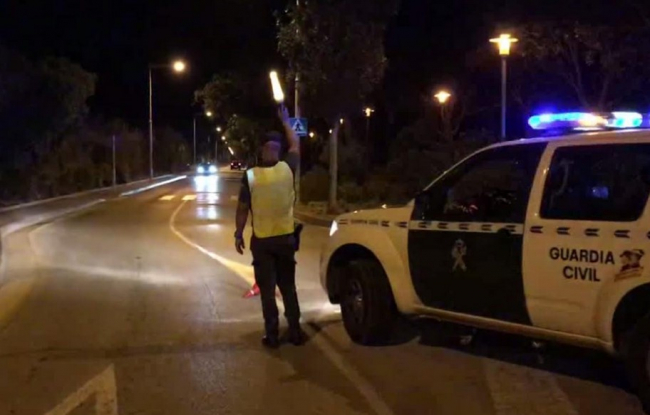 La Guardia Civil refuerza los controles de Seguridad Vial en la isla de Menorca