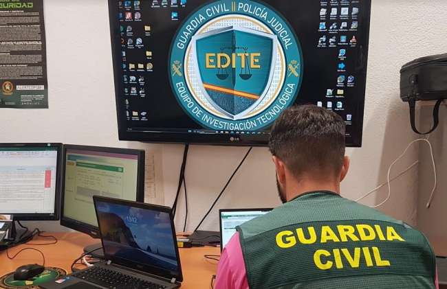 La Guardia Civil ha detenido por estafa en Mallorca a una mujer
