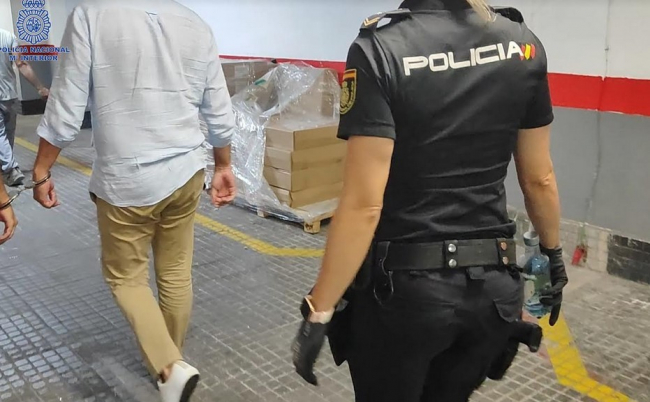 La Policía Nacional detiene a tres personas por blanquear más de un millón de euros
