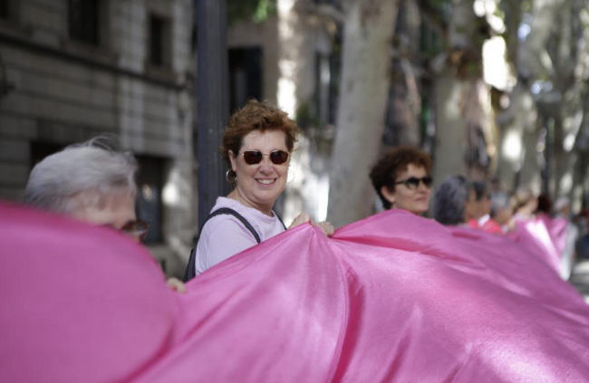 En el Día Mundial Contra el Cáncer de Mama, la Asociación Española Contra el Cáncer reivindica que 'El Rosa es más que un color'
