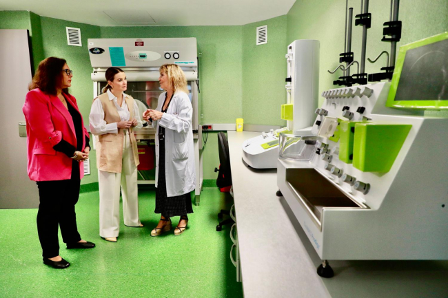 Son Espases realiza el primer tratament íntegro completo con terapias CAR-T 