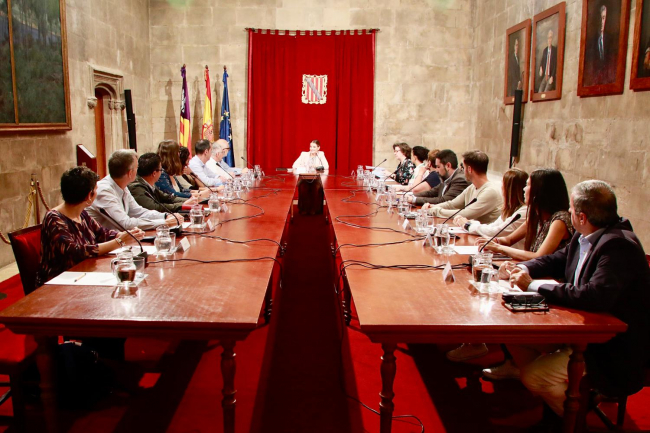 Reunión del Govern con los representantes de entidades sociales de las Illes Balears