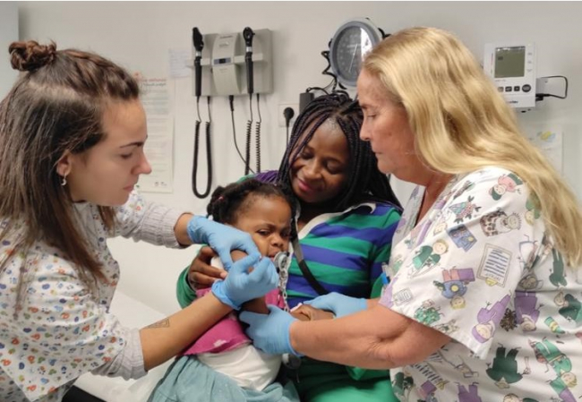Hoy ha empezado la campaña de vacunación infantil contra la gripe y la covid-19 en los centros de salud