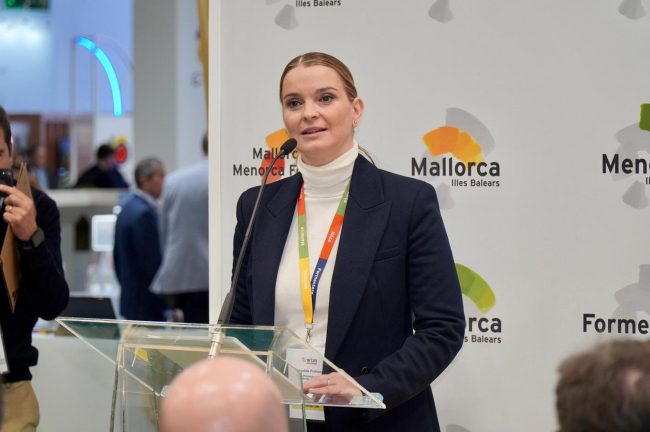 Prohens expone la nueva estrategia turística del Govern en la World Travel Market 2023