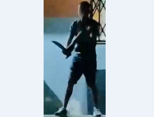 La Policía Nacional detiene a un hombre que agredió a otro con un cuchillo de grandes dimensiones 