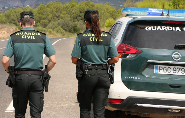 La Guardia Civil ha detenido a un varón por la comisión de robos con fuerza en Búger y Sa Pobla