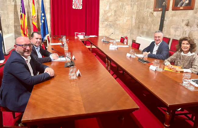 CAEB, PIMEB, UGT y CCOO impulsan el I Acuerdo Interprofesional para la Negociación Colectiva de Illes Balears (AINCIB)