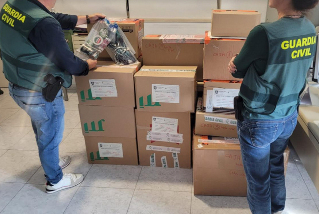 La Guardia Civil ha investigado a tres personas por delito de tráfico de drogas en Palma y Marratxí