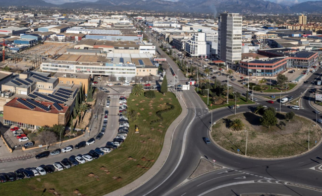 El Govern promueve por primera vez una línea de ayudas de hasta 25 millones de euros que contempla la retirada de amianto para la instalación de placas fotovoltaicas