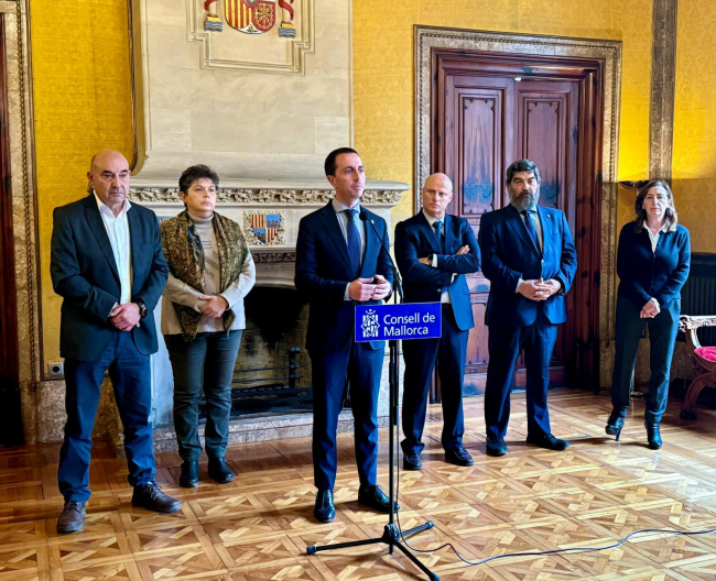 El presidente Galmés anuncia un acuerdo entre MAC Insular y el Ayuntamiento de Bunyola para que se limpie el polígono de ses Veles