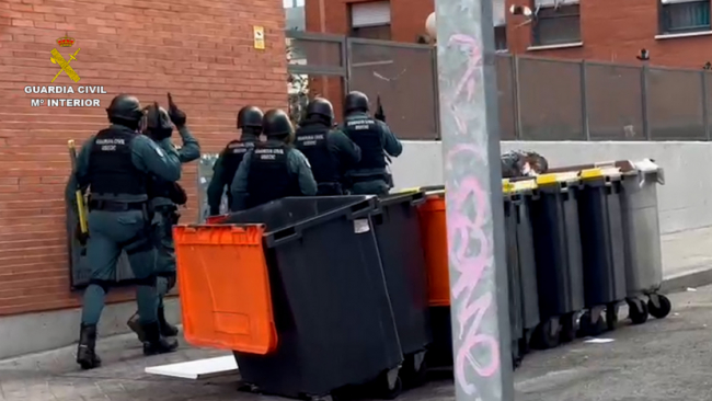 Detenida una persona que captaba y engañaba a menores a través de las redes sociales para generar contenido pedófilo 