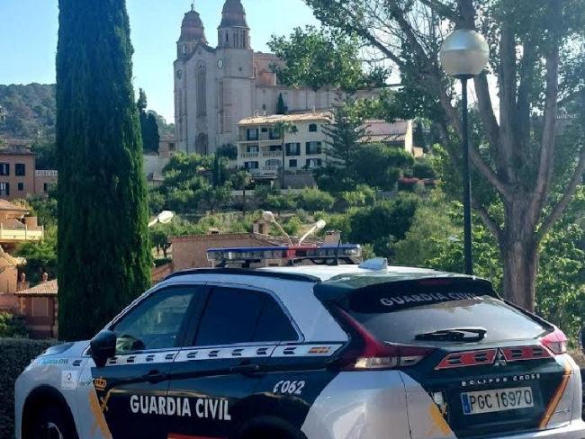 La Guardia Civil ha detenido a una mujer por el robo en una vivienda de Es Capdellà
