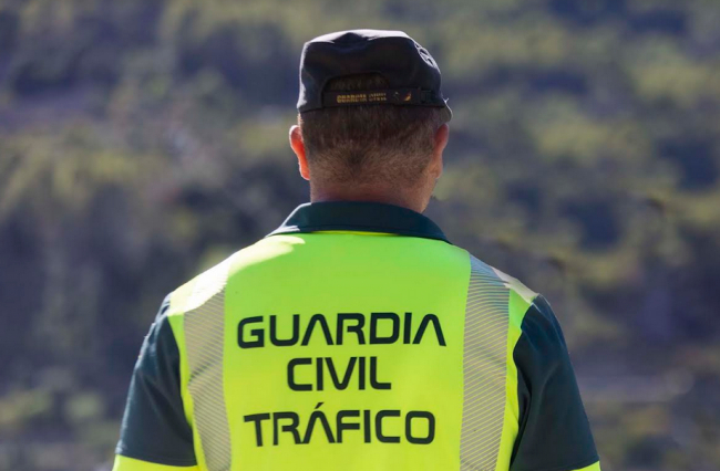 La Guardia Civil ha investigado a un varón por un delito contra la seguridad vial, lesiones y amenazas