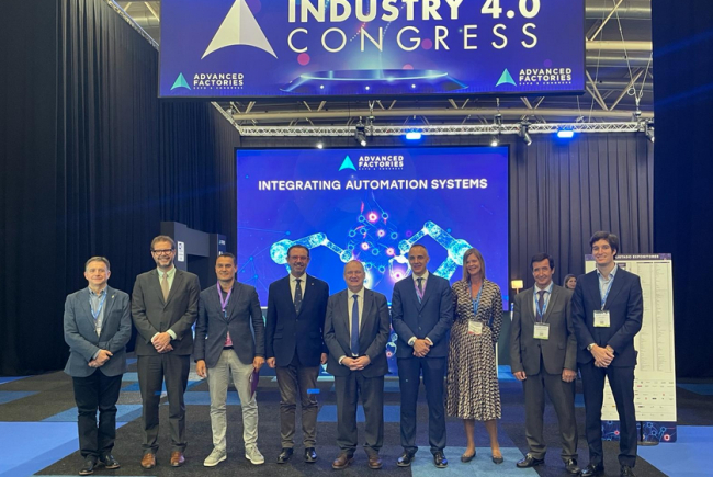 El conseller Sáenz de San Pedro destaca la necesidad de impulsar regulaciones de polígonos consensuadas con los agentes sociales