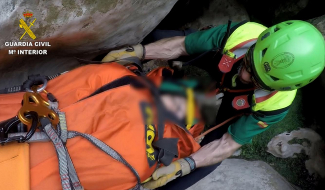 La Guardia Civil rescata a una mujer alemana que sufrió una caída en el Torrent de Pareis