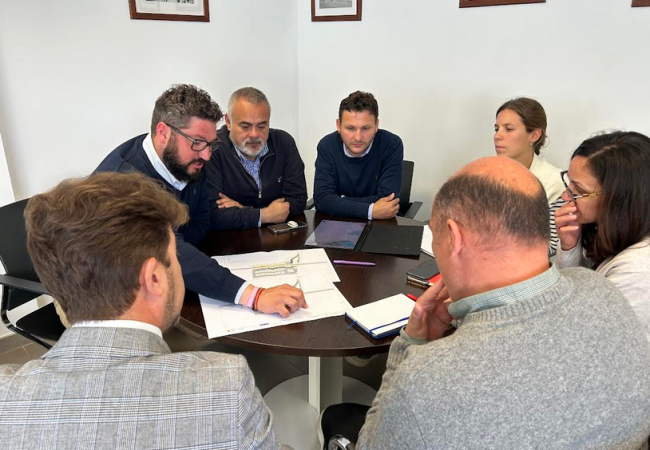 SFM y el Ayuntamiento de Marratxí acuerdan la construcción de un aparcamiento disuasorio junto a la estación del polígono de Marratxí