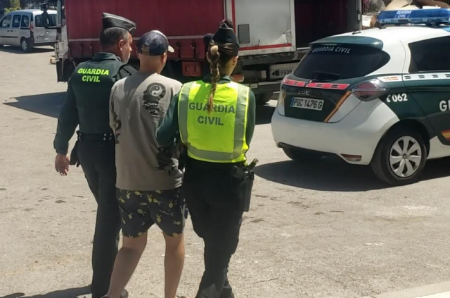 Detenido dos veces en 48 horas por hurto y receptación en el Puerto de Ibiza