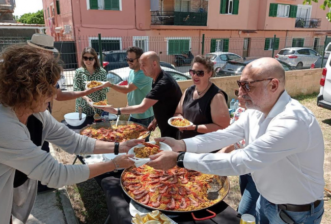 Los socialistas de Marratxí celebran su tradicional paella de mayo con la presencia de la candidata en el Parlamento Europeo, Alícia Homs