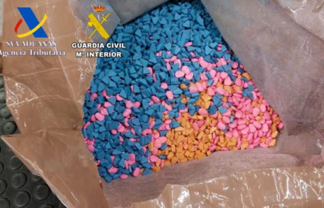 Incautadas en el aeropuerto de Palma más de 10.900 pastillas de MDMA ocultas en la maleta de un pasajero