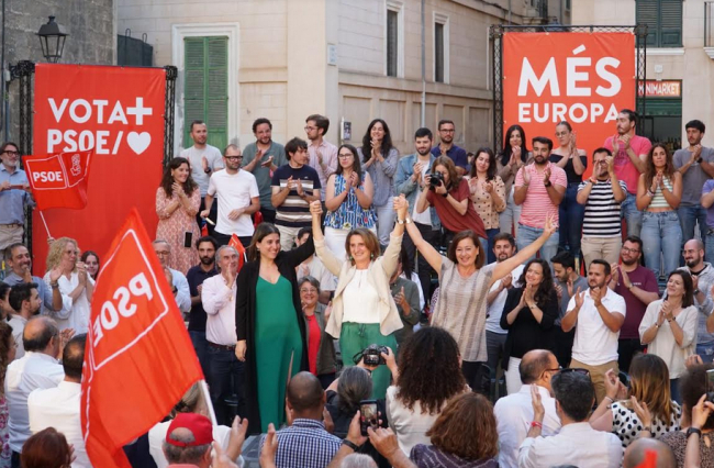 Teresa Ribera pide en Palma votar al PSOE 'por decir no a la derecha ya la ultraderecha'
