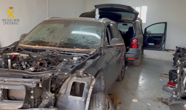 La Guardia Civil ha desarticulado una organización criminal dedicada a la sustracción de vehículos, motos de agua y embarcaciones en Mallorca