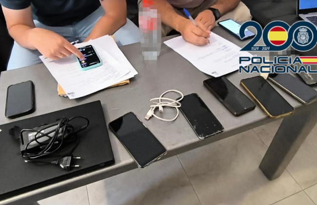 La Policía Nacional ha detenido a un joven por delitos contra la libertad sexual y distribución de pornografía infantil