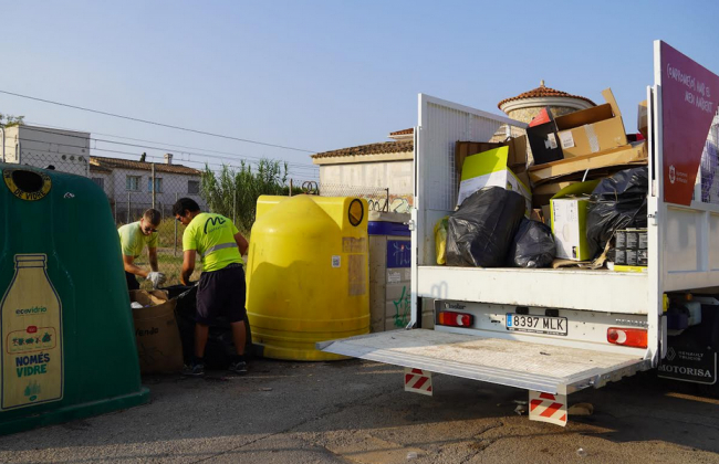 Marratxí refuerza el servicio de limpieza viaria y de desbordamiento de contenedores con tres brigadas de emergencia adicionales