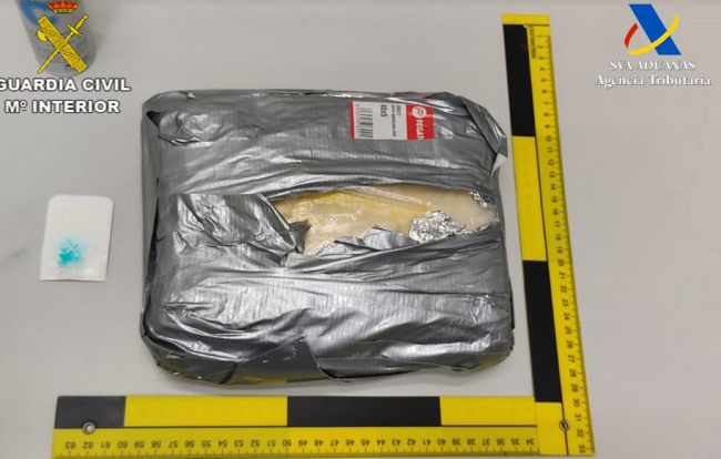 Interceptan en el Puerto de Palma a una pareja que portaba 1,4 kilos de cocaína en el maletero