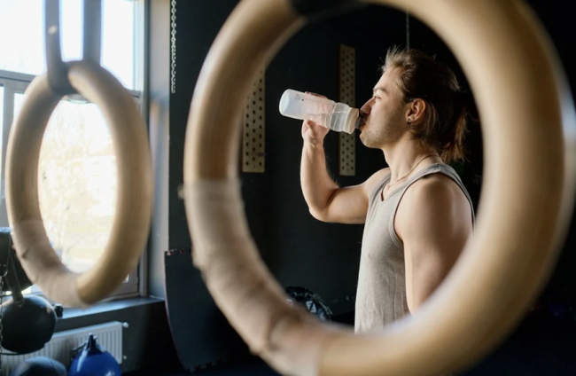 3 suplementos que te ayudarán a aumentar la masa muscular